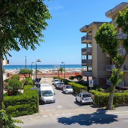 Residence Royal Rimini Exterior photo