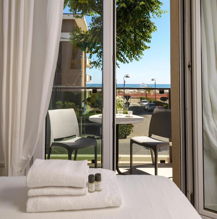 Residence Royal Rimini Exterior photo