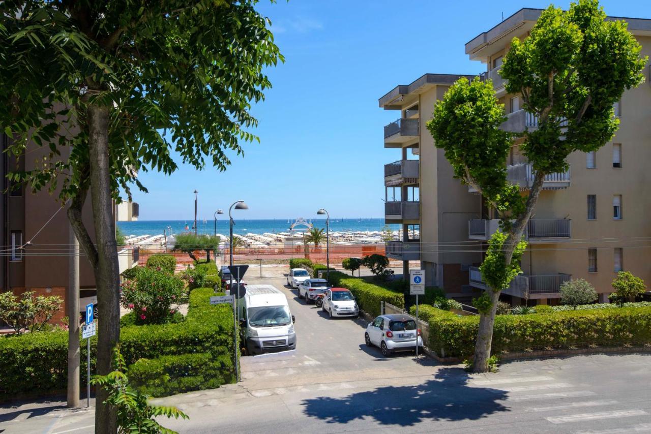 Residence Royal Rimini Exterior photo