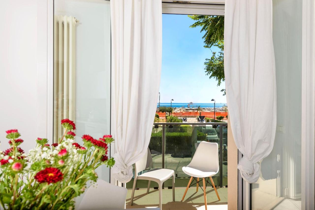 Residence Royal Rimini Exterior photo